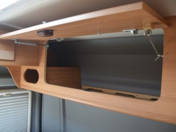 Pössl KW 009 Camperbus